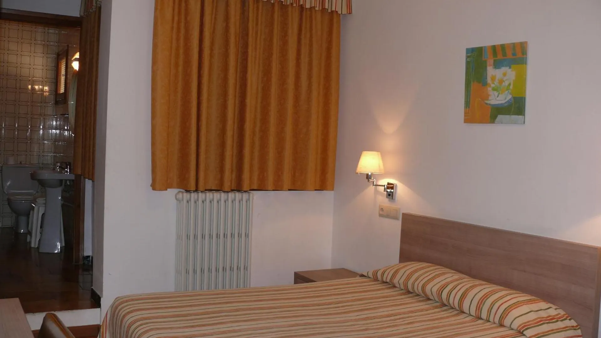 Auberge de jeunesse Hostal Muntanya Artesa de Segre