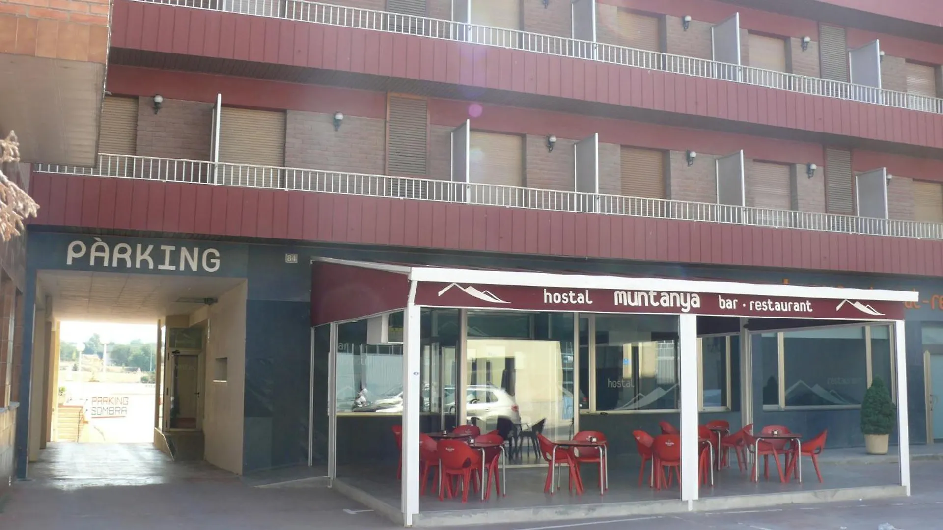 Hostal Muntanya Artesa de Segre 0*,
